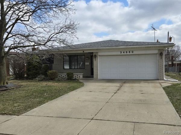 34660 MACDONALD Drive, Sterling Heights, MI 48310