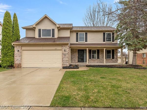 21717 Hildebrandt Drive, Brownstown Twp, MI 48134
