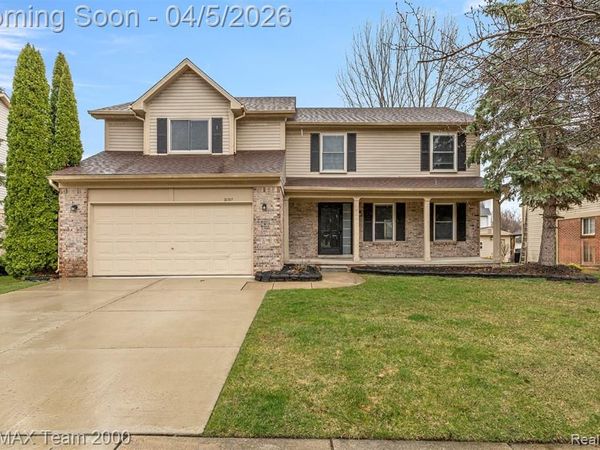 21717 Hildebrandt Drive, Brownstown Twp, MI 48134