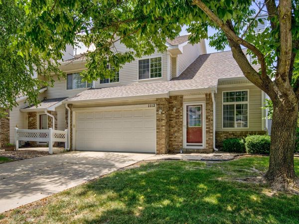 150 S Prairie View Drive, Unit 1112, West Des Moines, IA 50266