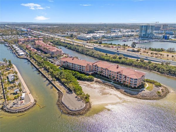 5000 CULBREATH KEY WAY , Unit 4-204, TAMPA, FL 33611