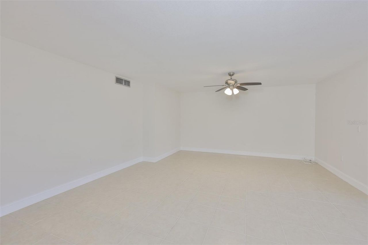 11502 7th Lane N, Unit 1401, Saint Petersburg, FL 33716 Photo