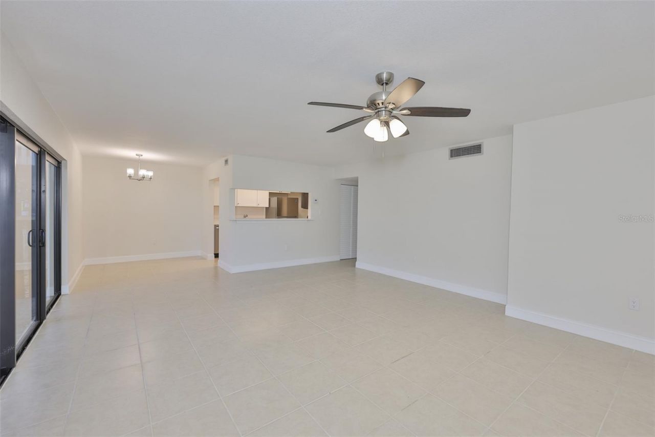 11502 7th Lane N, Unit 1401, Saint Petersburg, FL 33716 Photo