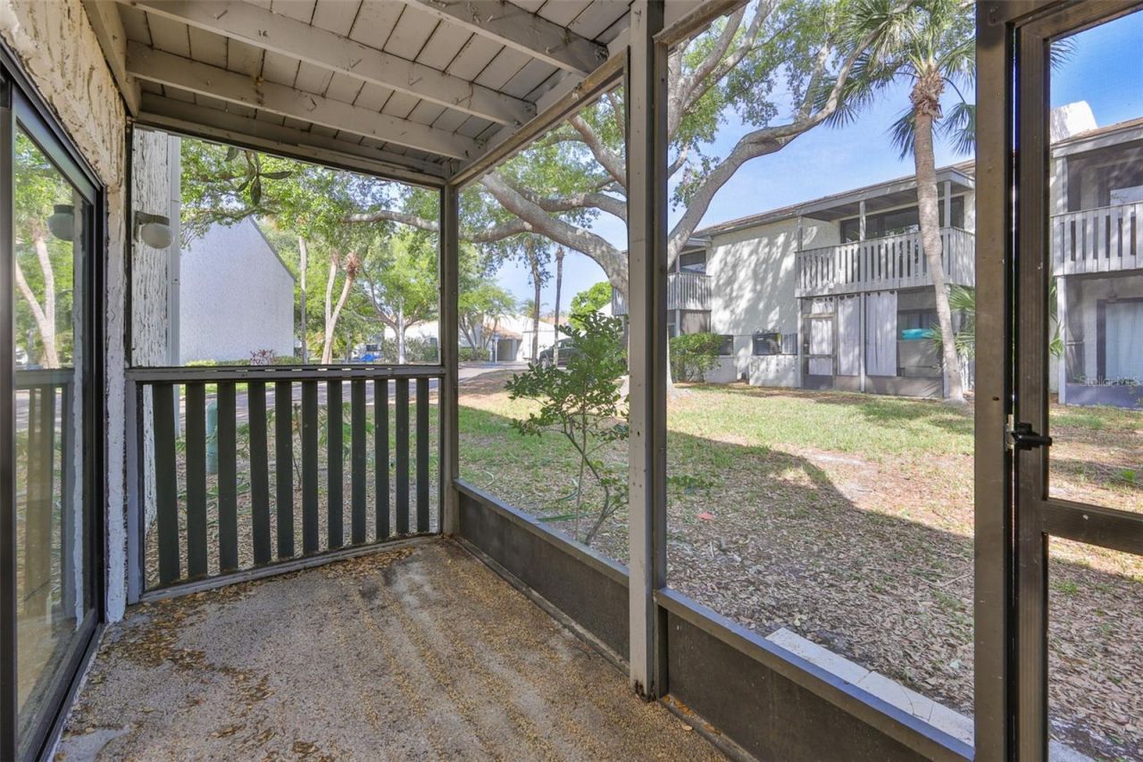 11502 7th Lane N, Unit 1401, Saint Petersburg, FL 33716 Photo