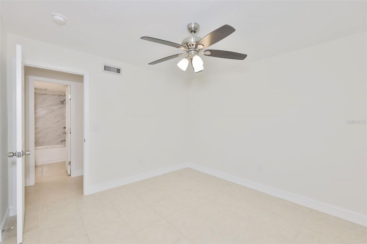 11502 7th Lane N, Unit 1401, Saint Petersburg, FL 33716 Photo