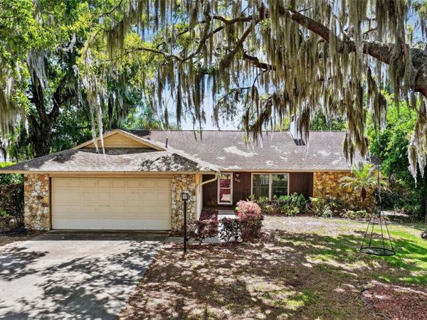 50 W COURT DRIVE , EUSTIS, FL 32726