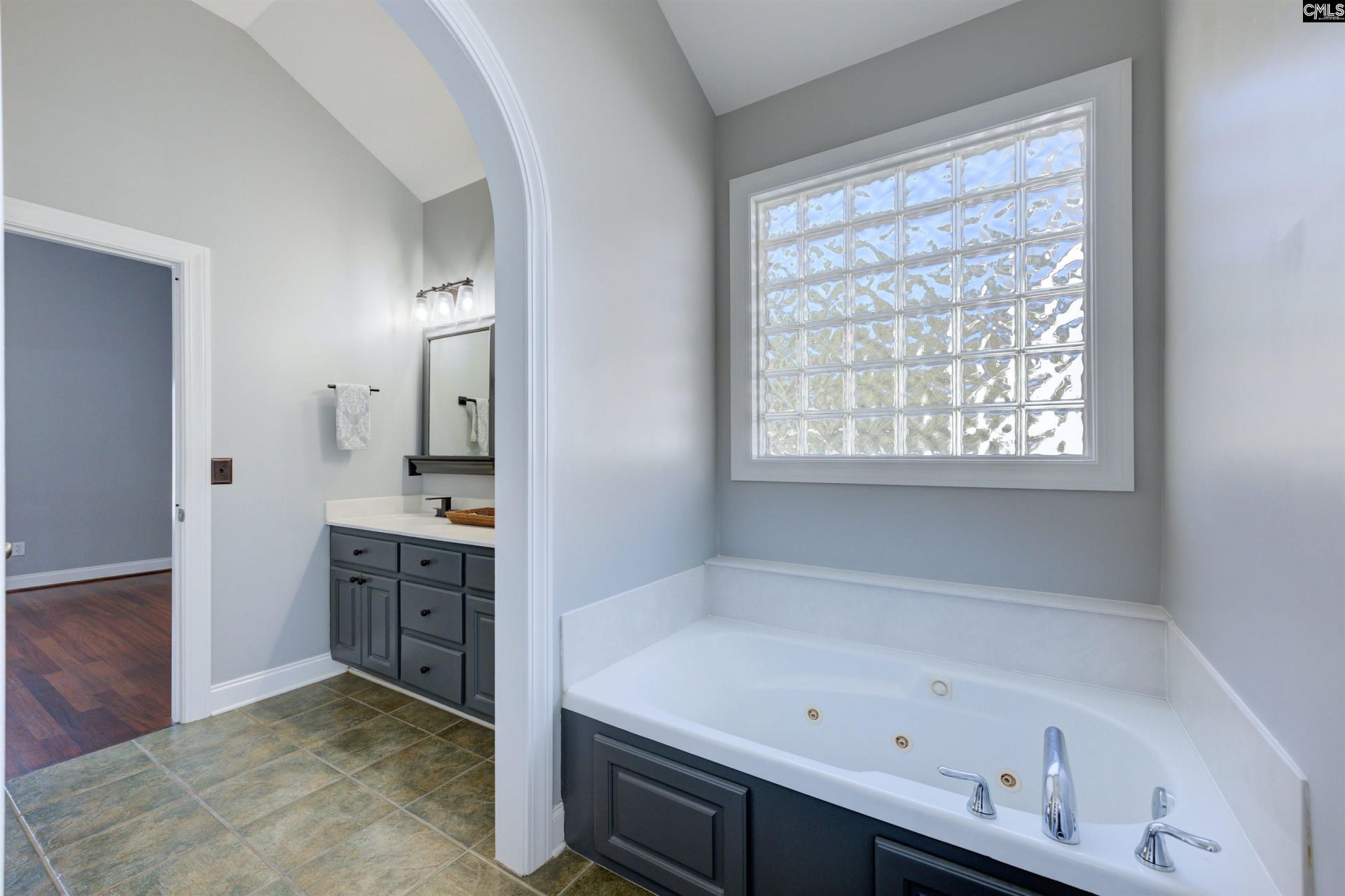 107 Durden Park Row  Photo 27