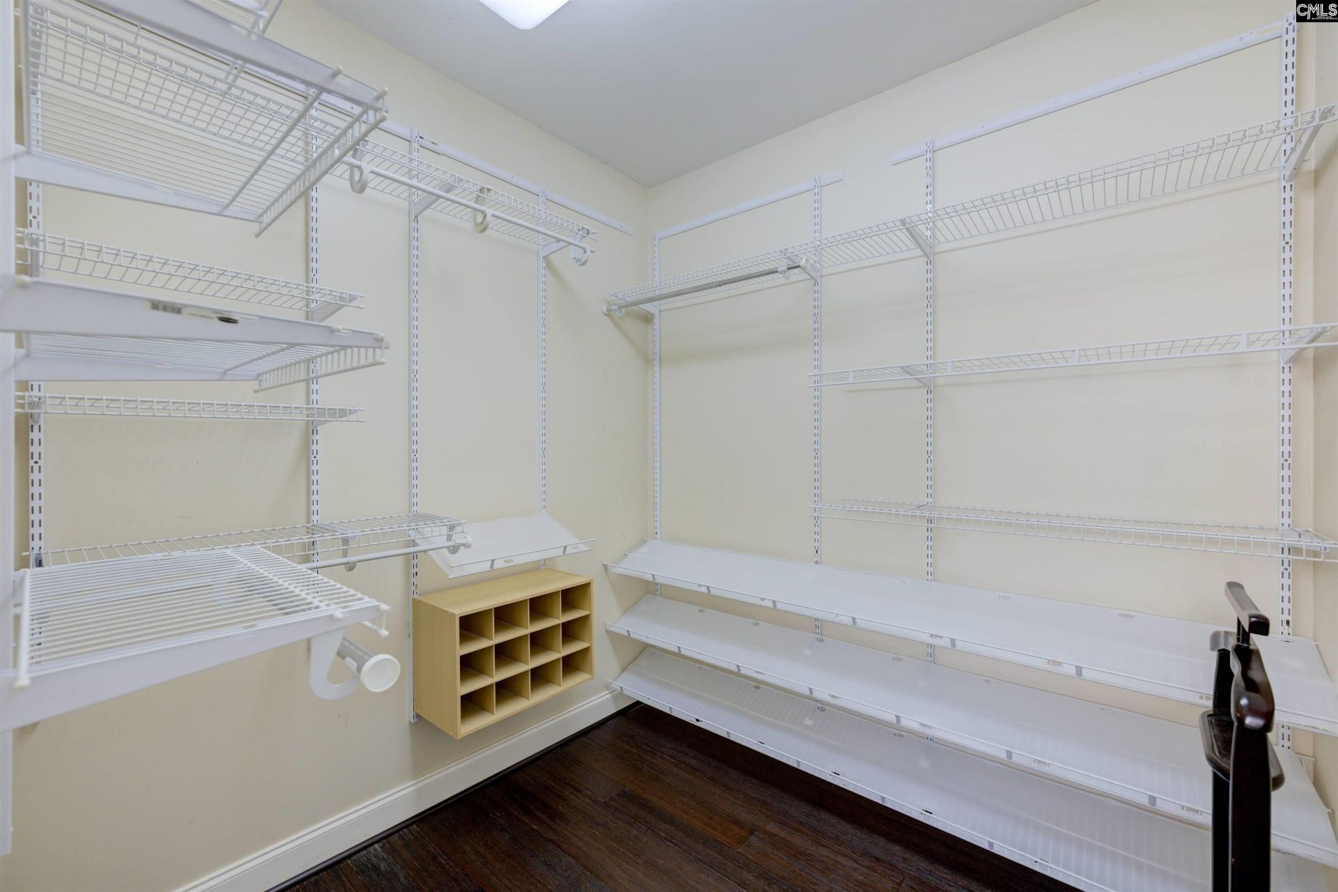 107 Durden Park Row Photo 31
