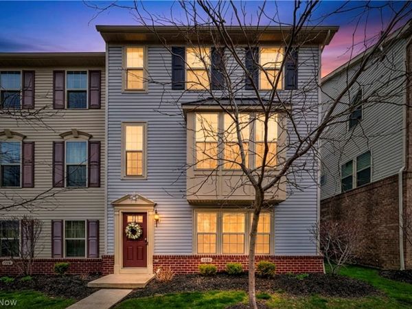 1383 Beach Avenue , Lakewood, OH 44107