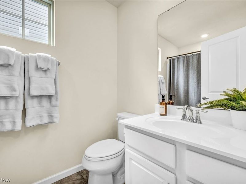 1383 Beach Avenue, Lakewood, OH 44107 Photo 26