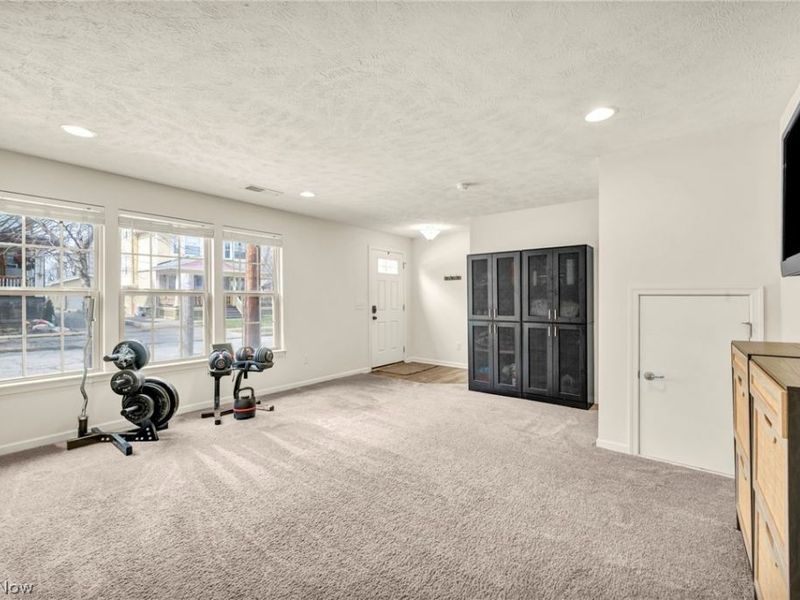 1383 Beach Avenue, Lakewood, OH 44107 Photo 29