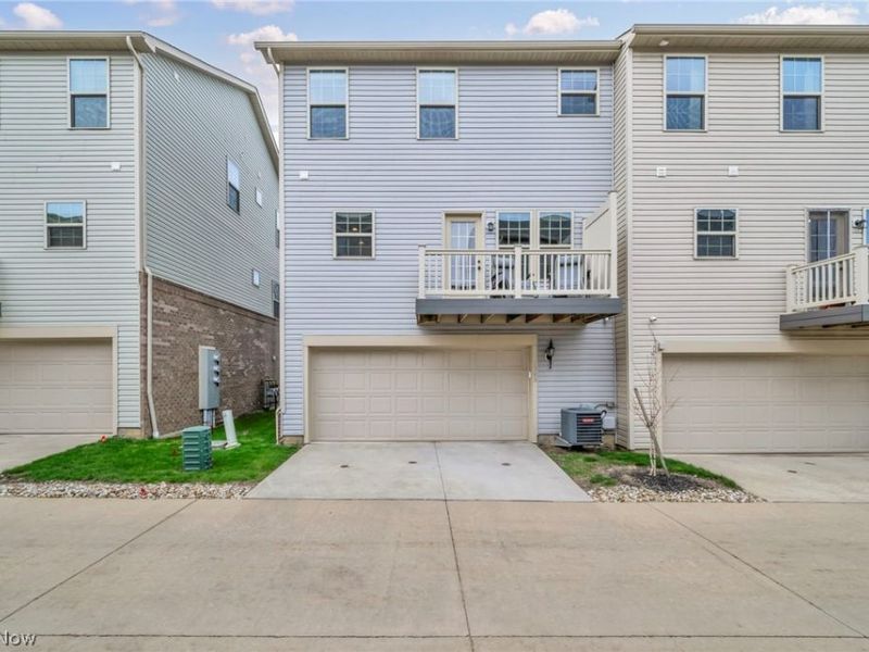 1383 Beach Avenue, Lakewood, OH 44107 Photo 32