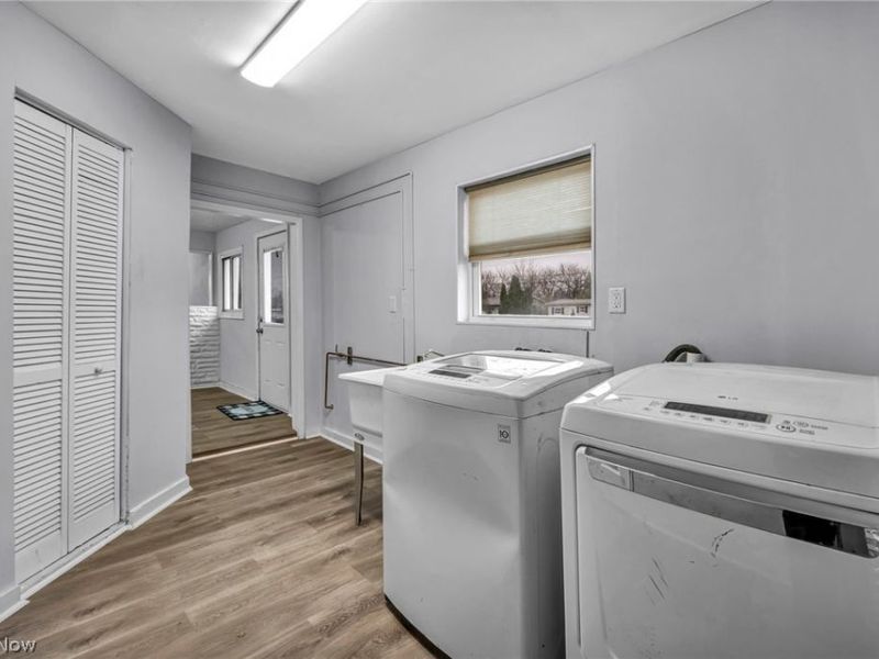 12114 National Drive, Grafton, OH 44044 Photo 10