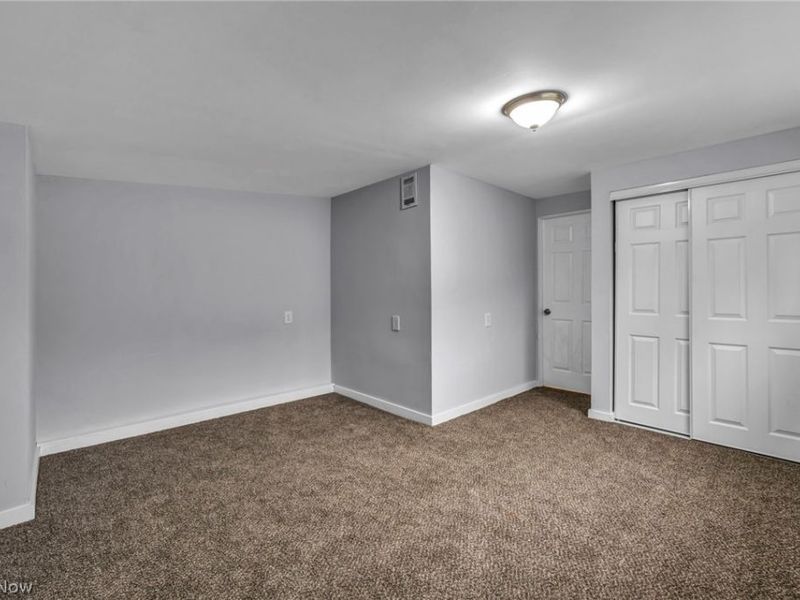 12114 National Drive, Grafton, OH 44044 Photo 12