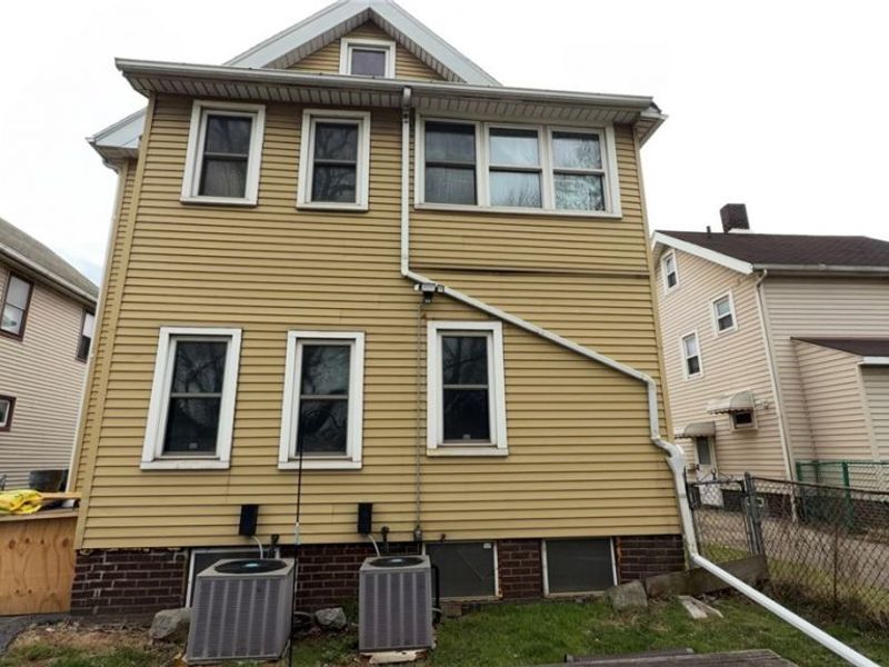 4701 Cullen Drive , Cleveland, OH 44105 Photo 17