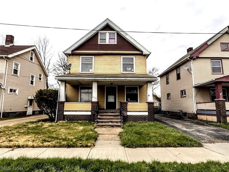 4701 Cullen Drive , Cleveland, OH 44105 Photo 2