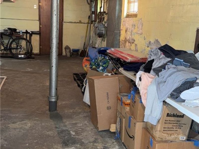 4701 Cullen Drive , Cleveland, OH 44105 Photo 9