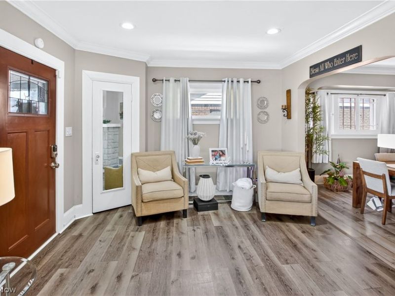 10903 Parkhurst Drive , Cleveland, OH 44111 Photo 15