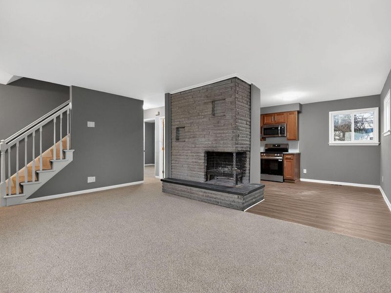 4232 Mayflower Boulevard , Columbus, OH 43213 Photo 7