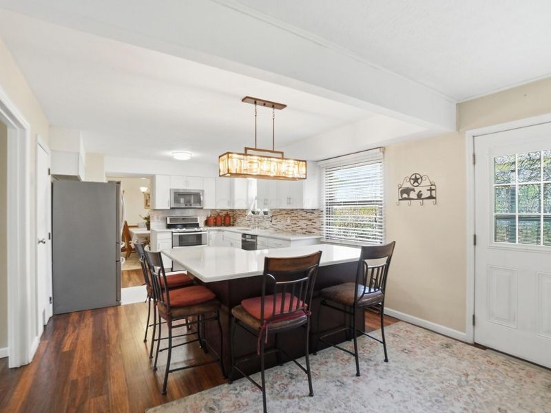 1800 Lakehill Court, Columbus, OH 43229 Photo 12