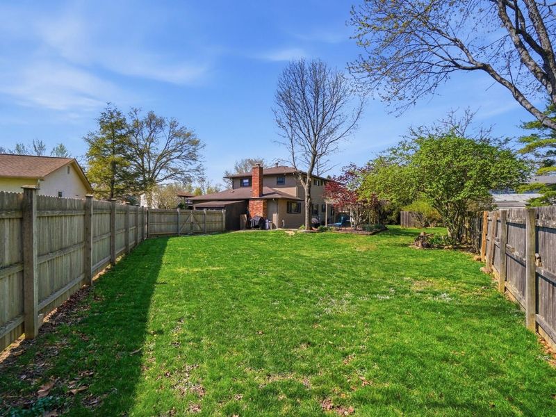 1800 Lakehill Court, Columbus, OH 43229 Photo 41