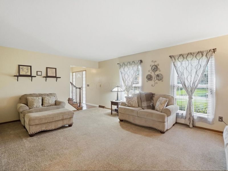 1800 Lakehill Court, Columbus, OH 43229 Photo 6