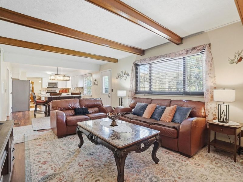 1800 Lakehill Court, Columbus, OH 43229 Photo 9