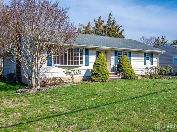 17 Bartha Avenue, Edison, NJ 08817