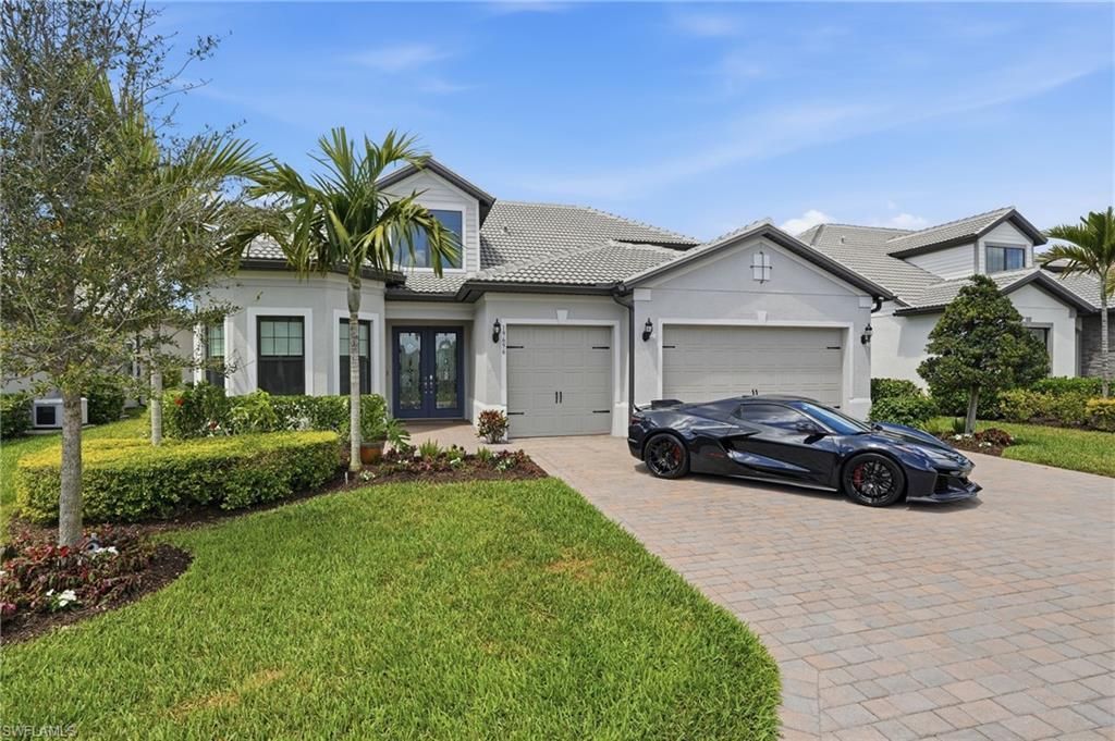 19696 Aqua View Ln, Fort Myers, FL 33913 Photo