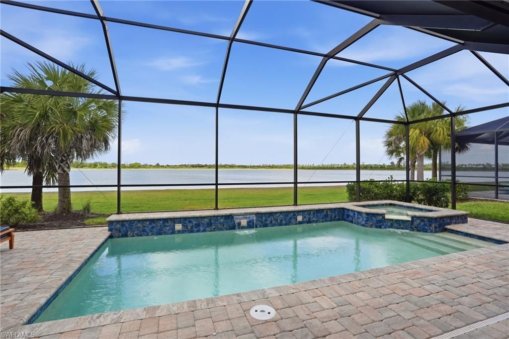 19696 Aqua View Ln, Fort Myers, FL 33913 Photo