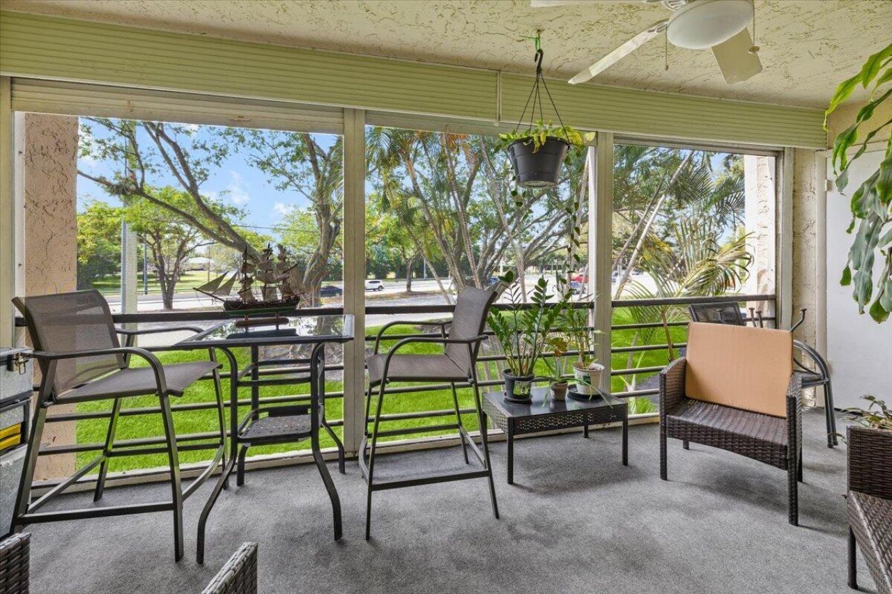 6755 W Broward Boulevard, Plantation, FL 33317 Photo