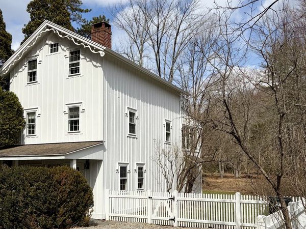 310 Valley, Easton, CT 06612