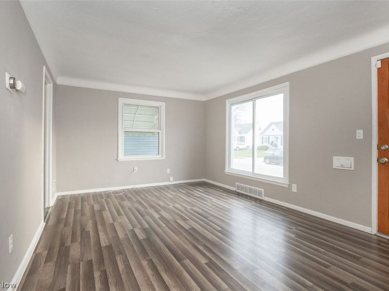 4656 W 146th Street , Cleveland, OH 44135 Photo 5