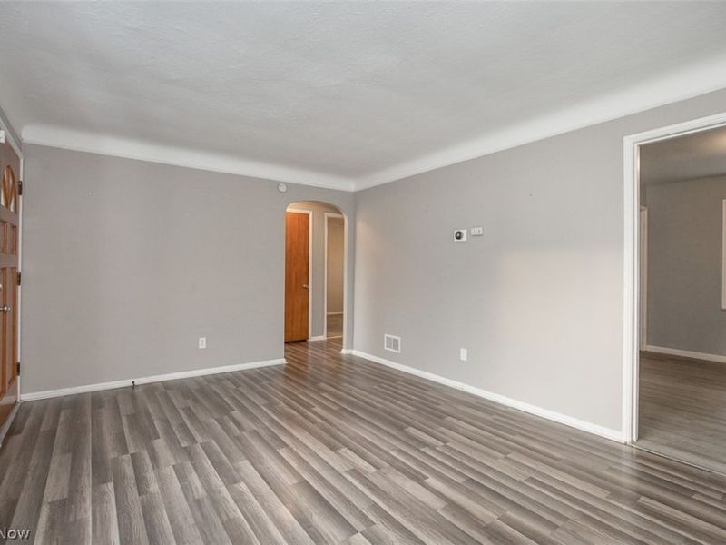 4656 W 146th Street , Cleveland, OH 44135 Photo 6