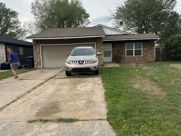 831 NW 114th Street, Oklahoma City, OK 73114