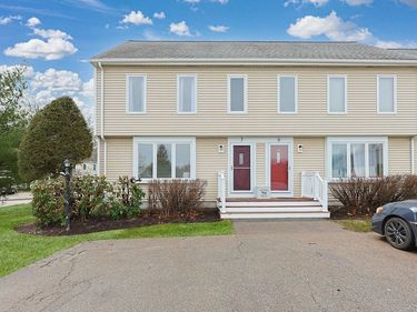 835 Mount Hope St, Unit 5, North Attleboro, MA 02760