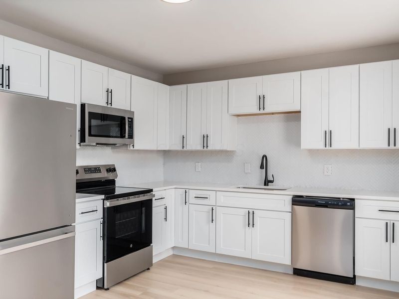 932 Montgomery Road NE, Newark, OH 43055 Photo 14