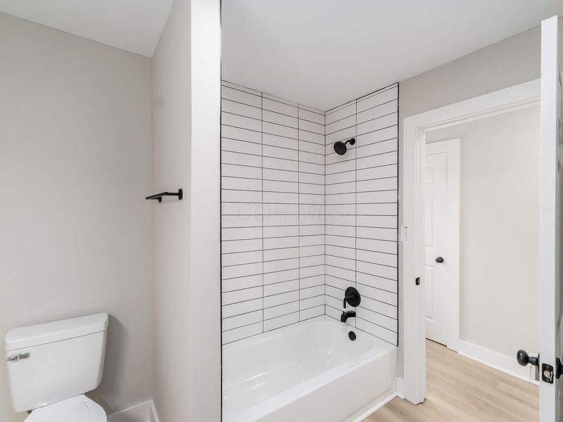 932 Montgomery Road NE, Newark, OH 43055 Photo 21