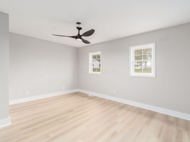 932 Montgomery Road NE, Newark, OH 43055 Photo 24