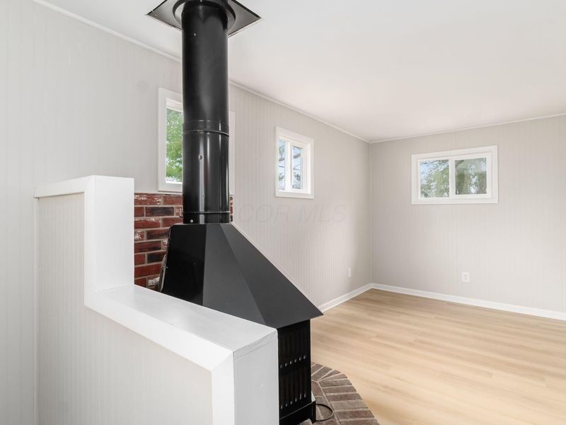 932 Montgomery Road NE, Newark, OH 43055 Photo 6