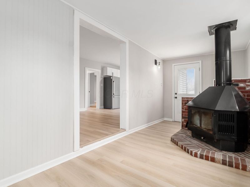 932 Montgomery Road NE, Newark, OH 43055 Photo 8