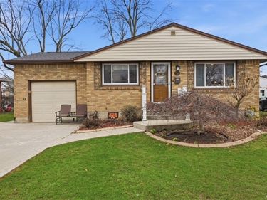 52 Hillsboro Road, Buffalo, NY 14225