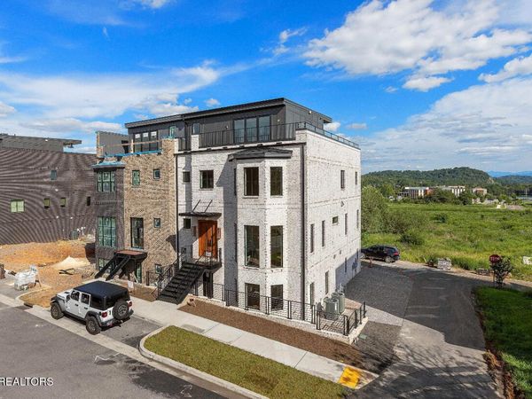 9406 Horizon Drive, Knoxville, TN 37922