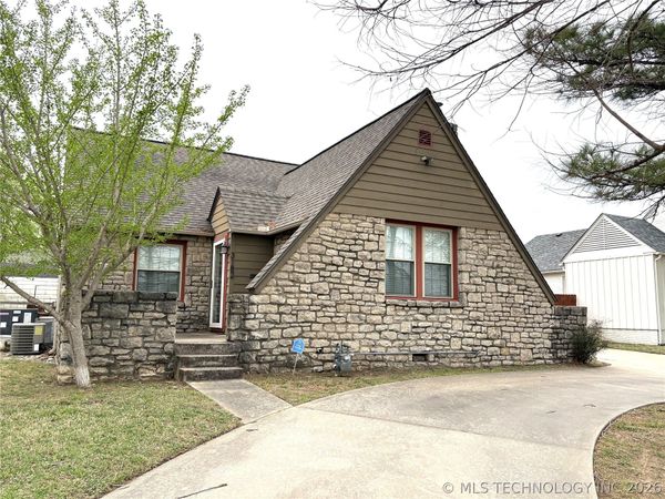 3182 E 1st Street , Tulsa, OK 74104