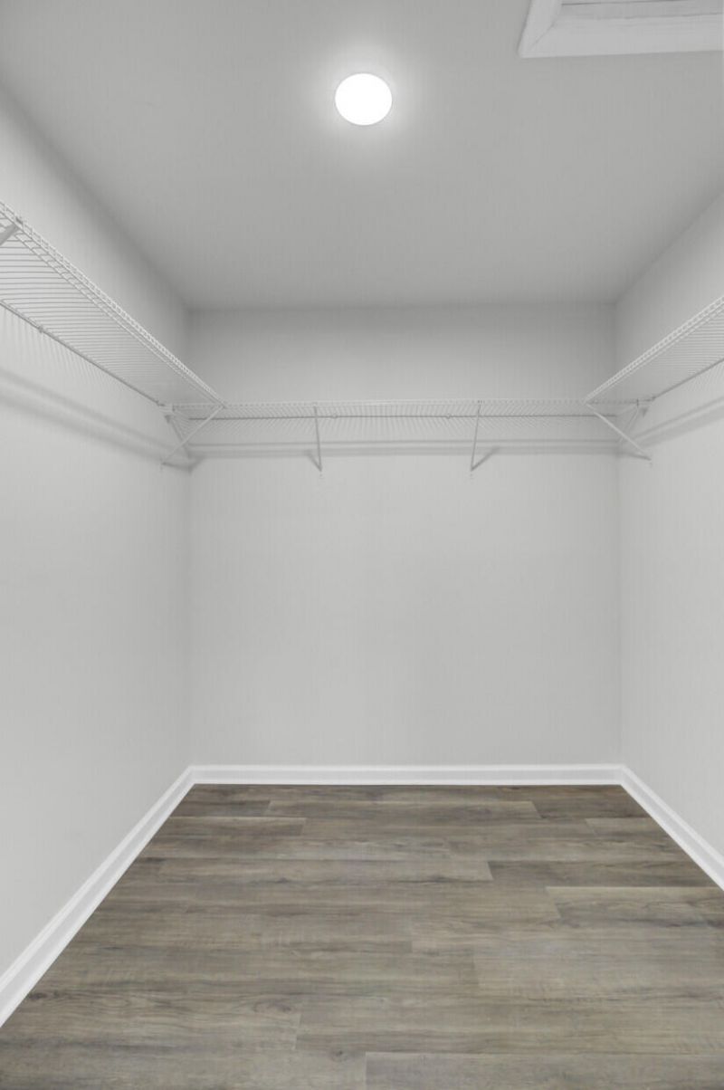 200 Roosevelt Drive Photo 27