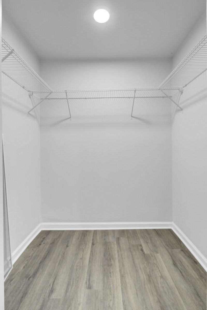 200 Roosevelt Drive Photo 30