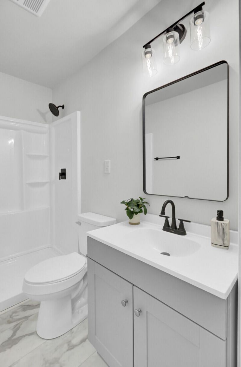 200 Roosevelt Drive Photo 36