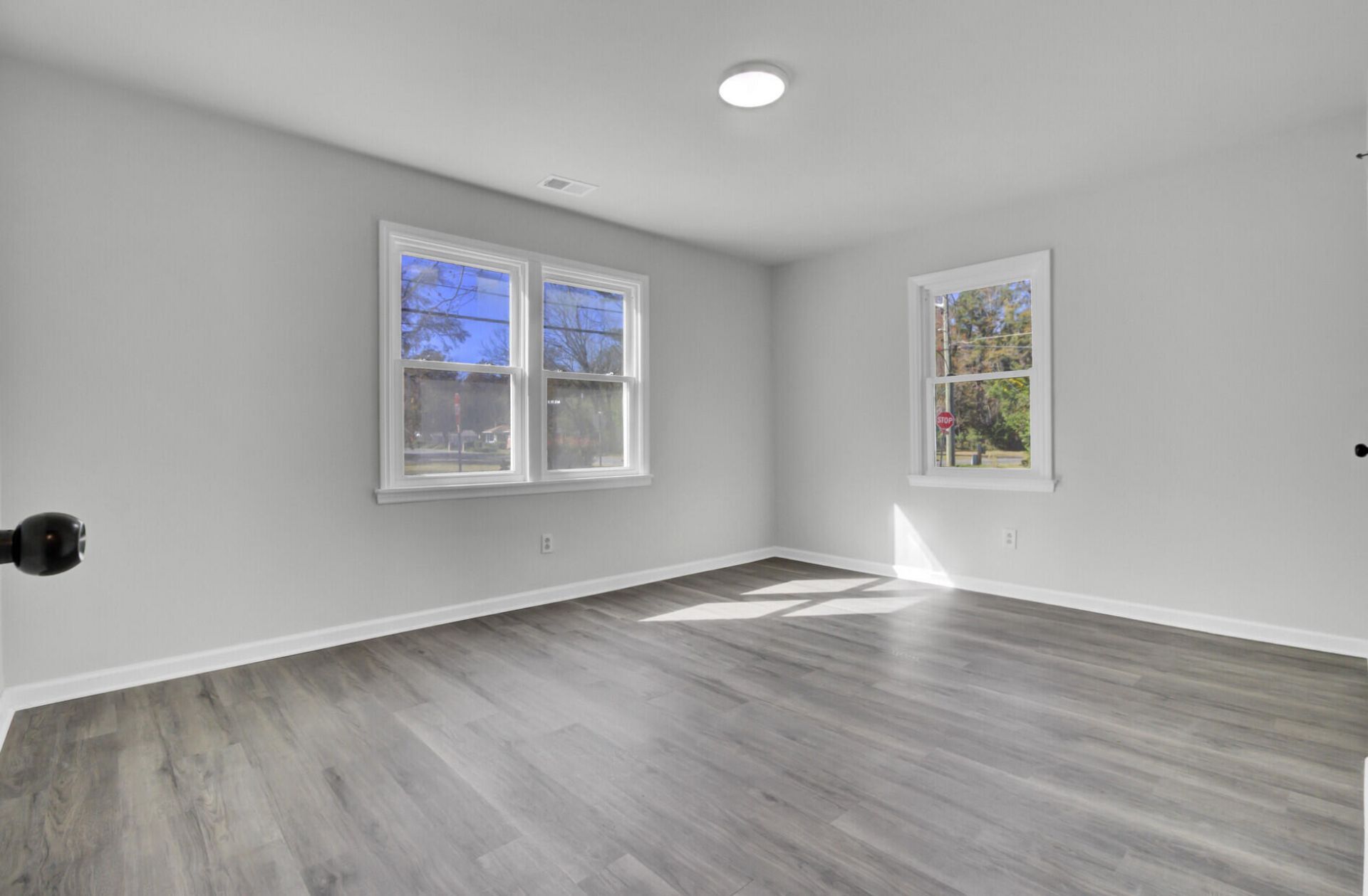 200 Roosevelt Drive Photo 42