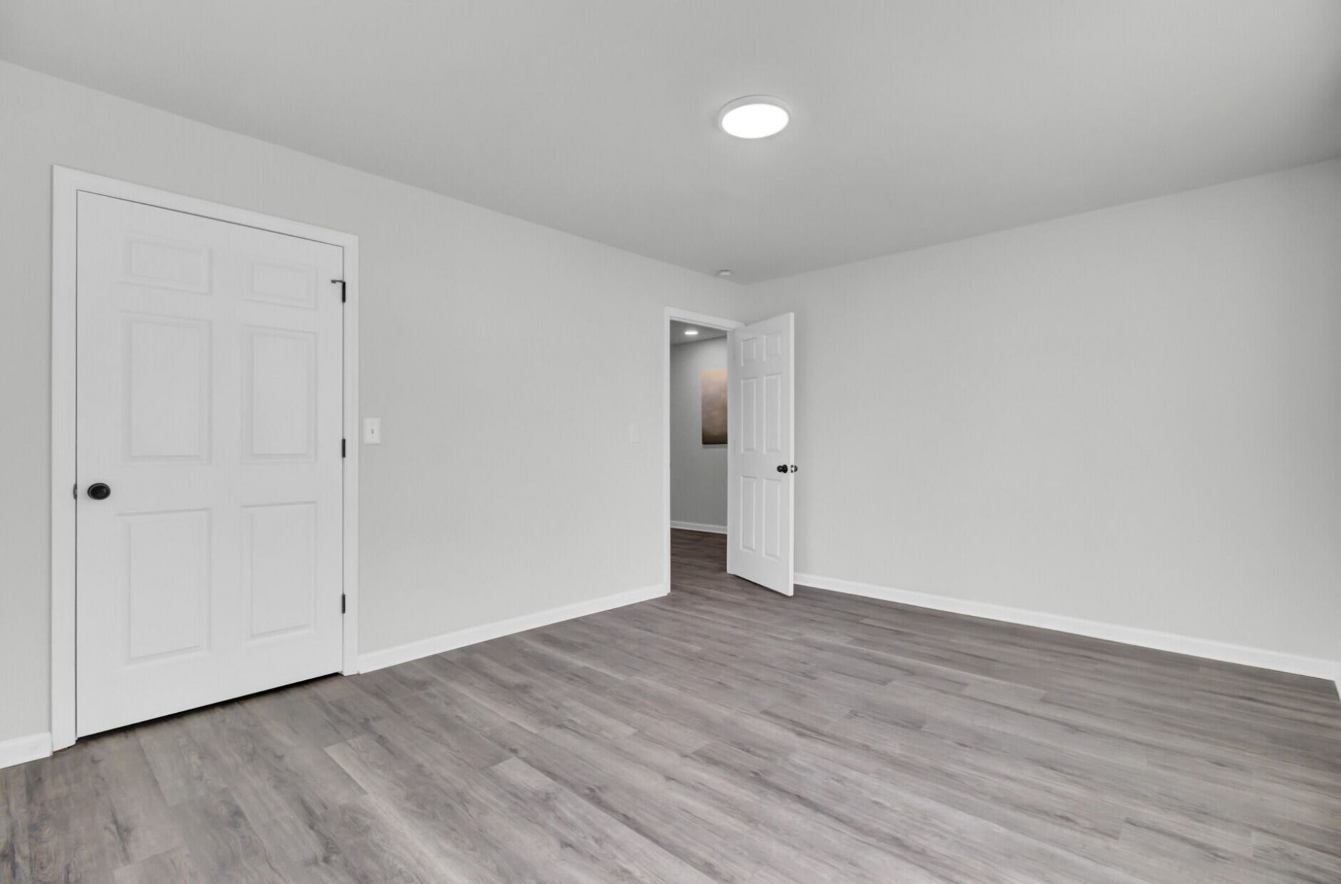 200 Roosevelt Drive Photo 43