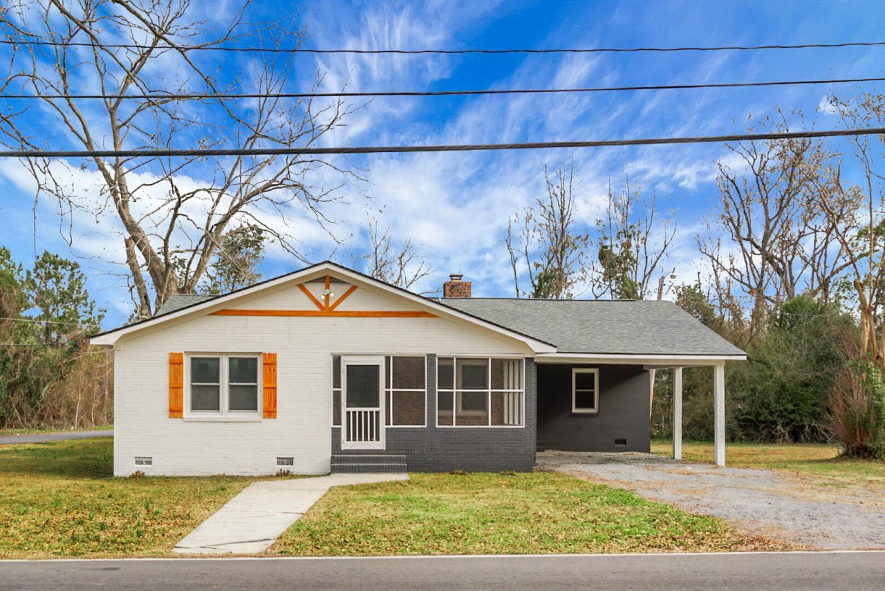 200 Roosevelt Drive Photo 47